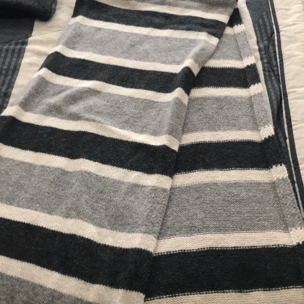 Gap Scarf